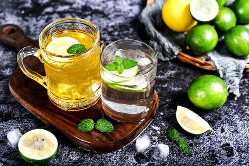 瓜地吃瓜小诗,夏日悠闲小诗中的田园时光